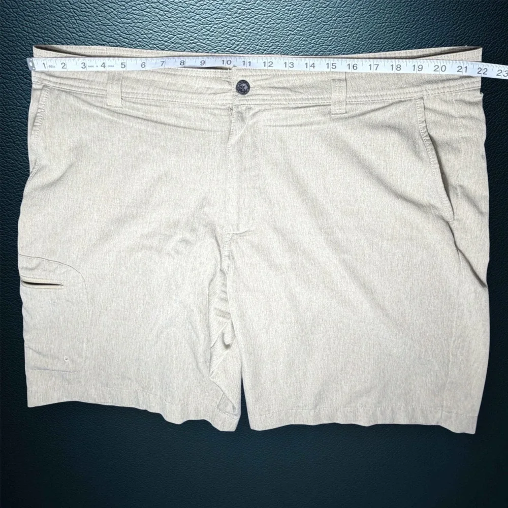 Magellan Outdoors Aransas Pass Hybrid Fish Gear Shorts Size 40